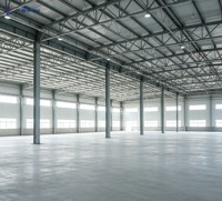 Entrepôt préfabriqué en acier directement de l'usine, double porte enroulable, entrée piétonne séparée, antirouille, durable, durée de vie de 20 à 50 ans