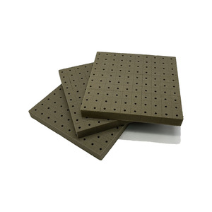 Cubos de Cultivo Hidropónico de Espuma Fenólica Pequeños con 90-98% de Espacio de Poros para el Desarrollo de Raíces de Cáñamo en Sistemas Hidropónicos Automáticos - Product Image 3