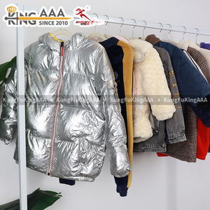 KingAAA Venta <span class=keywords><strong>al</strong></span> <span class=keywords><strong>por</strong></span> <span class=keywords><strong>Mayor</strong></span> KungFu KingAAA Abrigos de Invierno para Niños de Segunda Mano, Gruesos, Suaves, de Manga Larga, 90% Limpios, Tallas Mixtas, en Pacas - Product Image 3