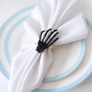 Anneaux de serviette de luxe en métal squelette crâne, petits, dorés/blancs, en forme de feuille, pour Halloween, mariage, décoration de table élégante, écologiques et faciles à utiliser - Product Image 5
