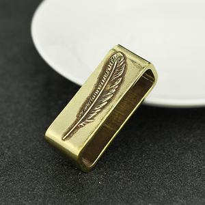 حزام نحاسي خالص للرجال منحوت يدويًا للبيع بالجملة بسعر رخيص، إكسسوارات حزام صلبة من الريش مع إبزيم ولوحة دائرية - Product Image 4