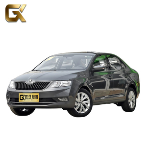 Auto Usate <span class=keywords><strong>Skoda</strong></span> Rapid <span class=keywords><strong>Berlina</strong></span> Usata con Cambio Automatico, Benzina, Guida a Sinistra 2025 Prezzo Conveniente Basso Chilometraggio in Vendita Spedizione Globale - Product Image 1