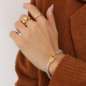 2022 लक्जरी 18k सोना मढ़वाया निविड़ अंधकार और धूमिल नि: शुल्क क्रिस्टल प्रशस्त टॉगल ताला स्टेनलेस स्टील कंगन फैशनेबल गहने - Product Image 5