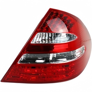 Conjunto de luces traseras para <span class=keywords><strong>Mercedes</strong></span> W211 E200 E220 E240 <span class=keywords><strong>E280</strong></span> E300 E320 2002-2006 2118200364 2118200464 - Product Image 4