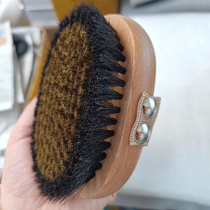 <span class=keywords><strong>Brosse</strong></span> corporelle <span class=keywords><strong>anti</strong></span>-<span class=keywords><strong>cellulite</strong></span> en <span class=keywords><strong>bois</strong></span> de hêtre naturel avec ions de cuivre pour le drainage lymphatique, la <span class=keywords><strong>cellulite</strong></span>, une peau éclatante, spa à domicile - Product Image 3