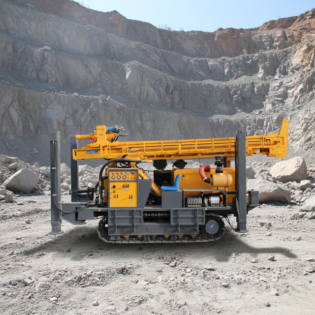 Portable Tractor Mounted Hydraulic Drilling Rig for 200m Water Well Borehole Drilling Machine for Sale