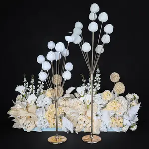 Yüksek kaliteli düğün sahne pist mekan düzeni yol dekoratif ışıklar düğün sahne ferforje 11 kafaları aydınlık güller.