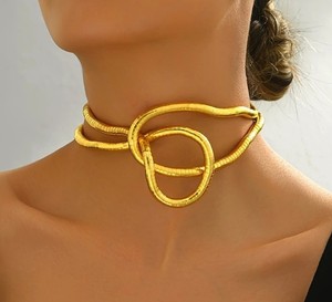 Collana da Donna Punk Senza Ciondolo Cavaliere Oscuro Senza Testa, con Catena a Serpente <span class=keywords><strong>in</strong></span> Acciaio Inossidabile Placcato <span class=keywords><strong>Oro</strong></span> 18k, Alta Qualità, Vendita all'Ingrosso - Product Image 1