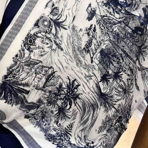 Khăn lụa cao cấp cỡ lớn in họa tiết sang trọng, khăn choàng cổ vuông dành cho nữ, bán chạy mùa xuân - Product Image 4