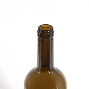 <span class=keywords><strong>Bouteille</strong></span> de vin ronde haute classique de 750 ml, <span class=keywords><strong>bouteille</strong></span> en verre pour huile d'olive, liqueur, whisky, vodka, tequila avec bouchon, <span class=keywords><strong>prix</strong></span> compétitif - Product Image 3