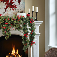 Couronne de Noël en PVC à prix réduit, avec baies rouges et cônes, alimentée par piles, écologique, pour décorations de fête et de porte