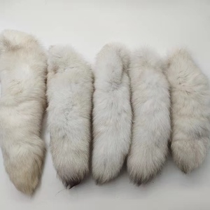 Grande queue de renard blanc et bleu, fournitures de queues colorées naturelles, comme vraie fourrure de renard - Product Image 2