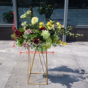 Centros de Mesa de Flores Artificiales de Seda Realistas al por Mayor de Fábrica DKB para Decoración de Bodas y Regreso a Clases - Product Image 2