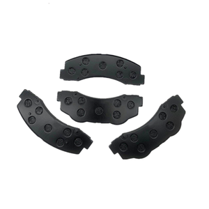 Plaquettes de frein en céramique D1414 Matériau semi-métallique NAO Bonne performance pour freins GAC Premium Cars - Product Image 1