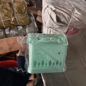ชั้นวางของอเนกประสงค์ทรงสี่เหลี่ยมพร้อมดีไซน์แขวนสำหรับจัดเก็บในครัว - Product Image 3