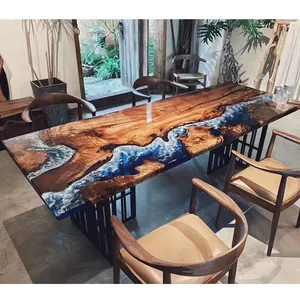 Mesa de mesa de resina epóxi, design especial de madeira sólida e resina de rio
