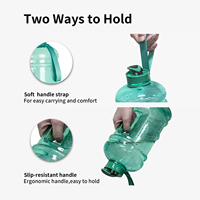 Bouteille d'eau de sport en plastique de 74 oz, bouteille d'eau de 2 litres avec bouteilles d'eau, bouteille à boire rapidement