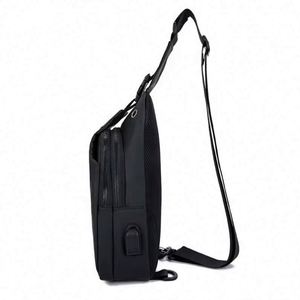 Sac bandoulière de poitrine imperméable pour homme, décontracté, sportif, de voyage, avec port USB - Product Image 6