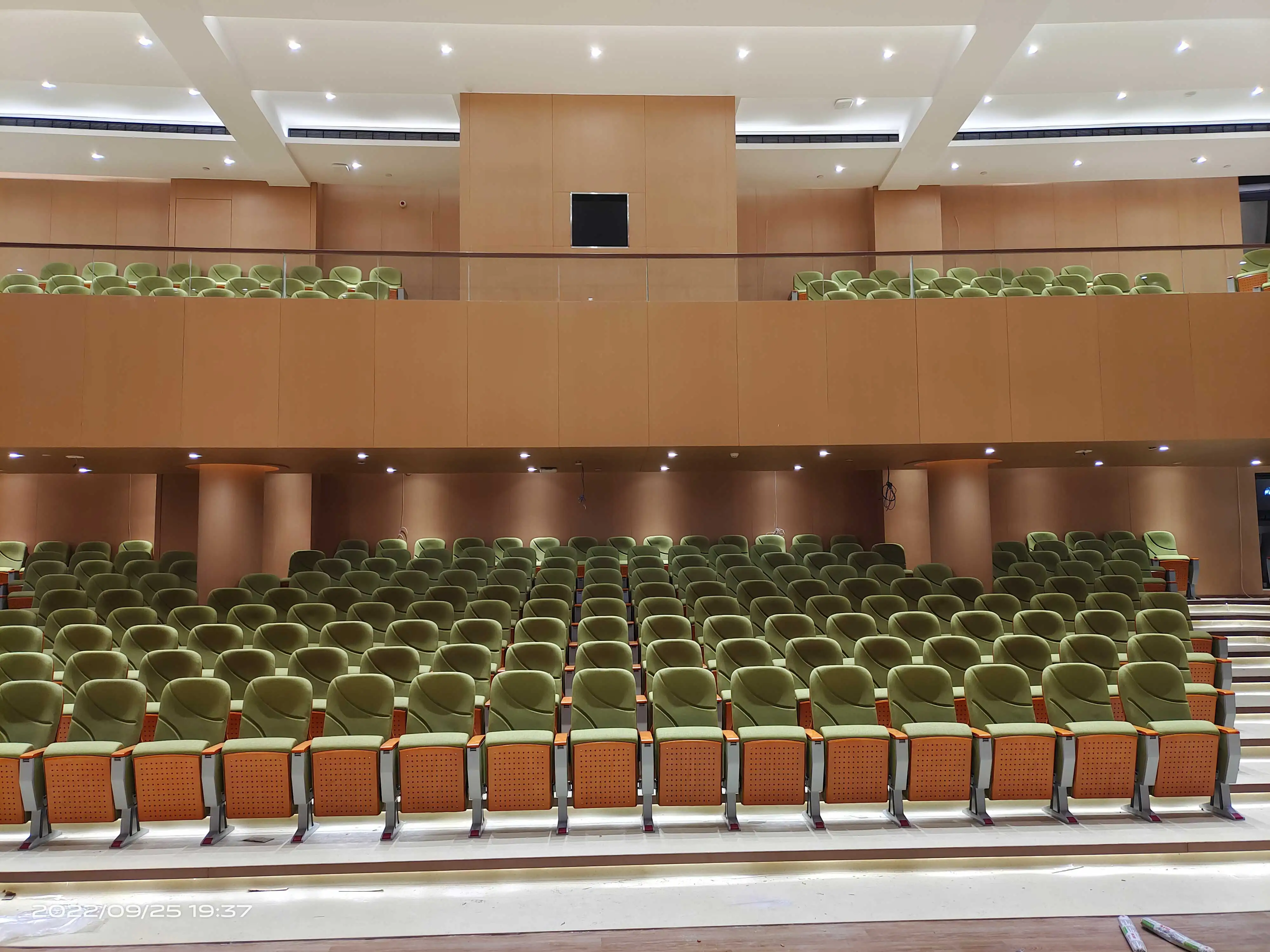 Estofamento completo luxuoso elegante moderno personalizado da cadeira do auditório para cinema