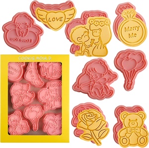 Lot de 8 emporte-pièces avec <span class=keywords><strong>tampon</strong></span> à piston <span class=keywords><strong>Tampon</strong></span> à biscuits 3D pour la Saint-Valentin, <span class=keywords><strong>mariage</strong></span>, <span class=keywords><strong>biscuit</strong></span>, cuisson, emporte-pièces pour la Saint-Valentin - Product Image 1
