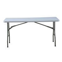 Ensemble de table et chaises pliantes carrées portables d'extérieur en gros - Longueur 6 pieds, en plastique blanc, design moderne, pour usage en cour, réglable