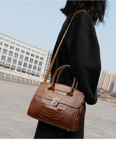 New Fashion Designer Crossbody Bags High Quality Genuine <b>Leather</b> Shoulder Messenger Bag Casual Totes Women Handbags and <b>Purses</b> - Product Image 6