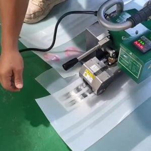 Machine de soudage à chaud pour géomembrane en HDPE <span class=keywords><strong>GW900</strong></span>, soudeuse de géomembrane pour bassin - Product Image 5