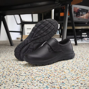 Zapatos Transpirables de Microfibra ANNO con Soporte de EVA, Ideales para Trabajos Hospitalarios y Tareas de Jardinería - Product Image 1