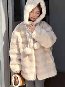 <span class=keywords><strong>Cappotto</strong></span> invernale <span class=keywords><strong>con</strong></span> <span class=keywords><strong>cappuccio</strong></span> <span class=keywords><strong>in</strong></span> <span class=keywords><strong>pelliccia</strong></span> <span class=keywords><strong>sintetica</strong></span> di visone per ragazze, 120-170 cm, <span class=keywords><strong>con</strong></span> bottoni a pressione, vestibilità ampia, stile coreano, tinta unita. - Product Image 5