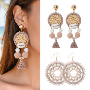 Pendientes colgantes con forma de flor bohemia, imitación de perla, chapados en oro, joyería de fiesta para mujer - Product Image 3