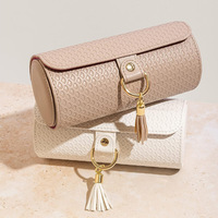 Boîte de rangement de bureau multicouche de luxe légère Organisateur de bijoux en cuir portable pour boucles d'oreilles, colliers, gaufrage, impression