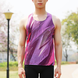 T-shirts personnalisés pour hommes, coupe latérale échancrée, décolleté des bras profond, débardeur sans manches pour musculation et entraînement - Product Image 5