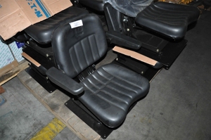Siège conducteur 47C0219 pour chargeuse/cabine ; Pièces de machines de construction ASSY, directement de l'usine - Product Image 5