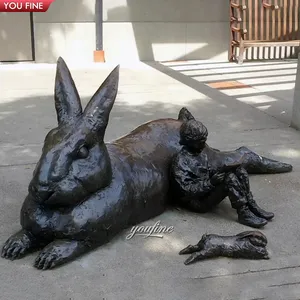 Outdoor Tuin Grote Bronzen Konijn En Jongen Standbeeld