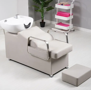 Unidad de lavado de cabello para salón de belleza con lavacabezas inclinable de cerámica y asiento ajustable - Product Image 4