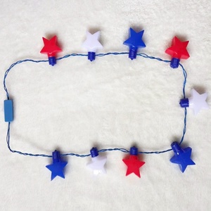 USA patriottico 4 ° di July LED collana con luce lampeggiante rosso bianco blu Blow stelle Martdi Gras partito favore perline lanciare - Product Image 5