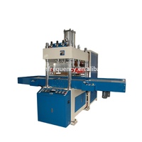 Prix bon marché 15KW 4Colums Machine de gaufrage de soudage à haute fréquence pour le moulage de tapis de grand pied en PVC