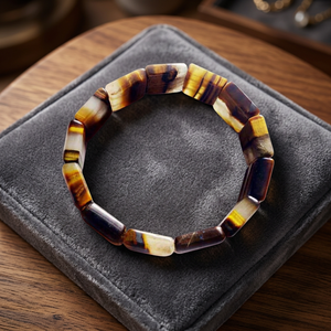Pulsera Artesanal de Piedra Ojo de Tigre Europea, Exquisita Artesanía de Piedras Semipreciosas con Propiedades Curativas - Product Image 3