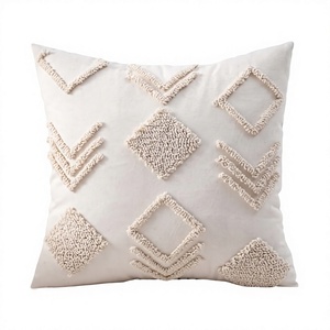 Cojín Cuadrado Bohemio con Patrón Geométrico Tejido, Algodón Suave Beige, Extraíble, Lavable, No Tóxico, Personalizable, Decorativo - Product Image 1