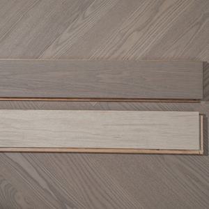 <span class=keywords><strong>Parquet</strong></span> en bois de frêne gris foncé finition laque semi-brillante, <span class=keywords><strong>parquet</strong></span> en chevron multicouche, <span class=keywords><strong>parquet</strong></span> en bois d'ingénierie en chevron - Product Image 2