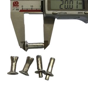 Utilisez Southco Hammer Rivets à entraînement à tête fraisée antivol faciles à installer pour les gros travaux Petits travaux entre 1/4*3/4 - Product Image 1