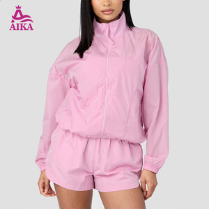 <span class=keywords><strong>Tuta</strong></span> da <span class=keywords><strong>donna</strong></span> <span class=keywords><strong>rosa</strong></span> a 2 pezzi, giacca oversize con zip e pantaloncini coordinati - Product Image 1
