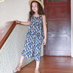 Lote de ropa: Trajes de esquí para niñas con volantes y mangas raglán, fabricados en China - Product Image 3