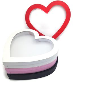 Caja de Regalo Grande de Cartón para Charcutería, Dulces, Chocolate y Fresas, en Forma de Corazón, con Ventana Transparente - Product Image 3