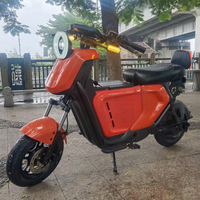 Motocicleta Eléctrica al por Mayor, Motor de 1200W, Ruedas de 14 Pulgadas, Velocidad Máxima de 55 km/h, Autonomía de hasta 140 km para Desplazamientos Diarios
