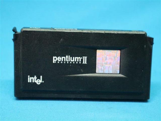 PLC Pentium II B80523P400512E Processor w/ MMX Warranty Product