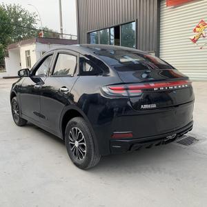 Modelo de Auto Eléctrico Ecológico de 4 Ruedas para Uso Doméstico, para Viajes Urbanos Eficientes de Corta Distancia con Autonomía de 301-400 km y Potencia de 250-300 kW - Product Image 3