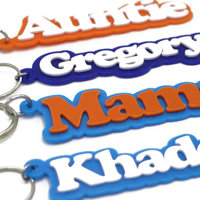 Porte-clés personnalisable en acier inoxydable avec nom 3D, initiales en acrylique, pendentif vertical, cadeau de mariage, souvenir de fête YSK001