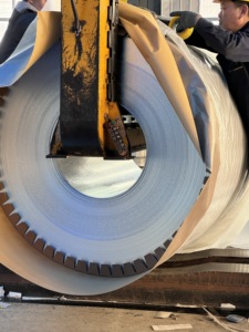 Оптовая продажа с завода: холоднокатаные оцинкованные металлические листы DX51d 0,2 мм, оцинкованные стальные рулоны, стальная лента, цена на оцинкованную стальную ленту - Product Image 1