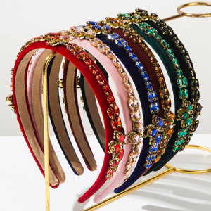 Bandeau baroque incrusté de diamants en velours <span class=keywords><strong>insecte</strong></span> à bord fin accessoire de cheveux de banquet d'artisanat de luxe exquis - Product Image 1